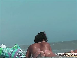 naturist beach vid introduces supreme looking naked honies